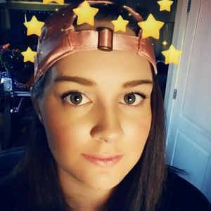 Meet your Posher, Carmen